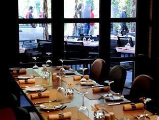 Saifi Hotel